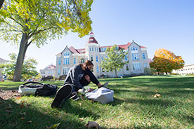 Students on campus. Link to Gifts by Estate Note